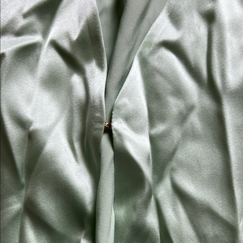 SER.O.YA Green Ruffled Buttoned Blouse - Picture 3 of 6